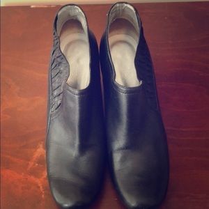 Kenneth Cole Booties